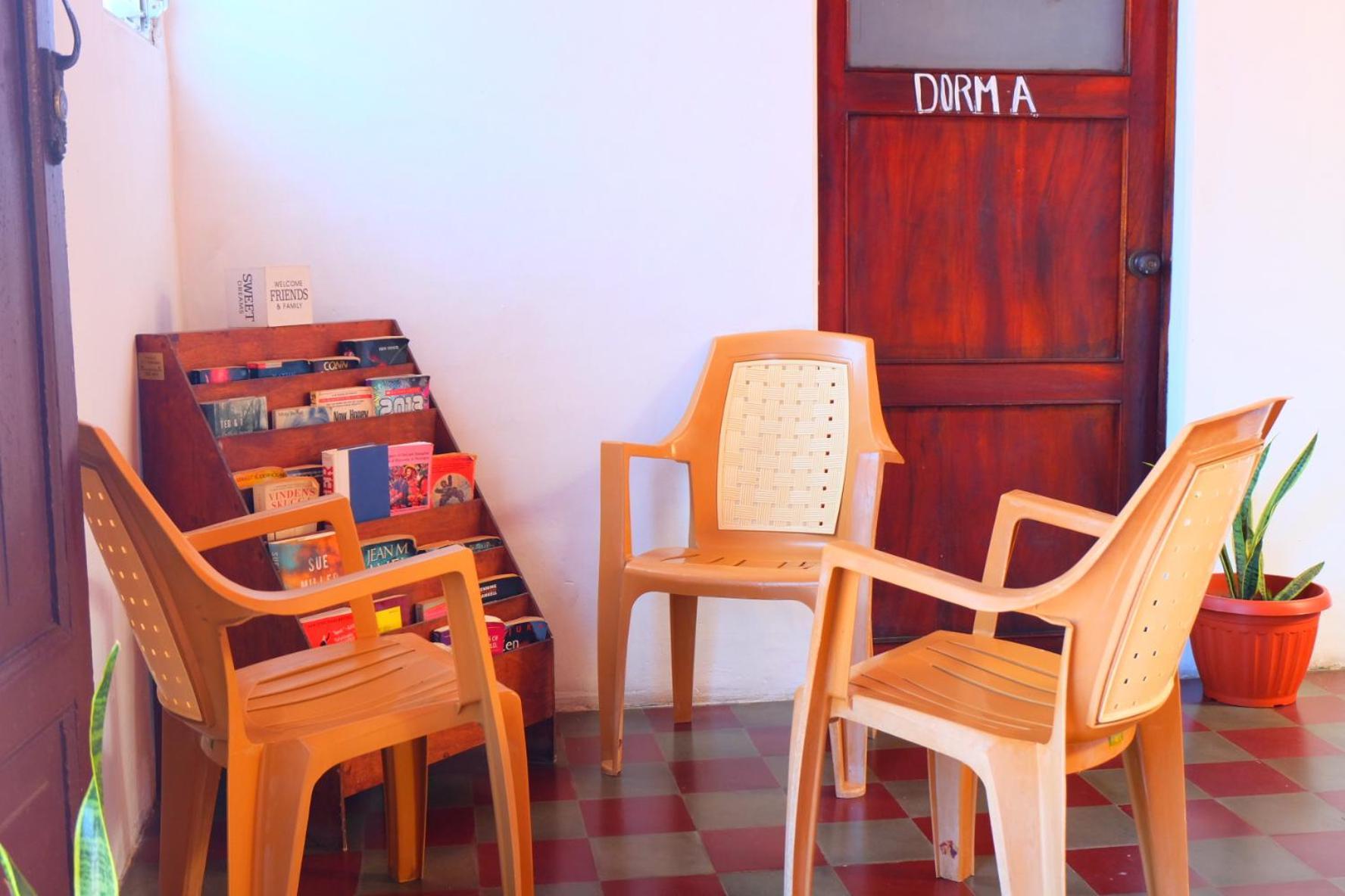 Deakachimba Hostel Granada  Kültér fotó
