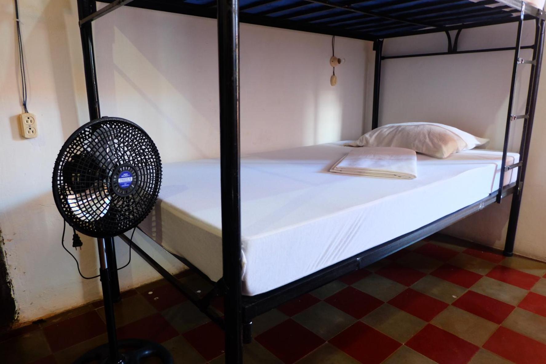 Deakachimba Hostel Granada  Kültér fotó