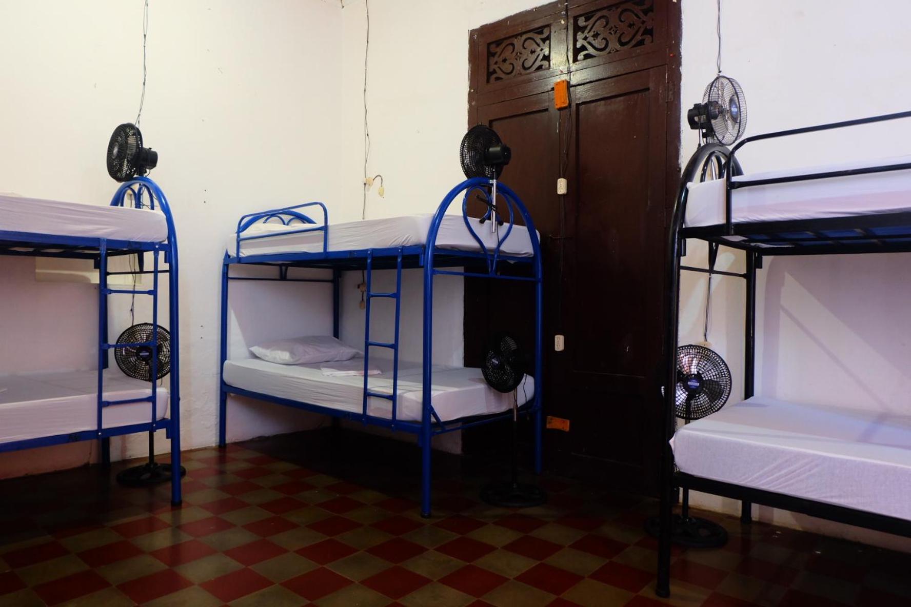 Deakachimba Hostel Granada  Kültér fotó