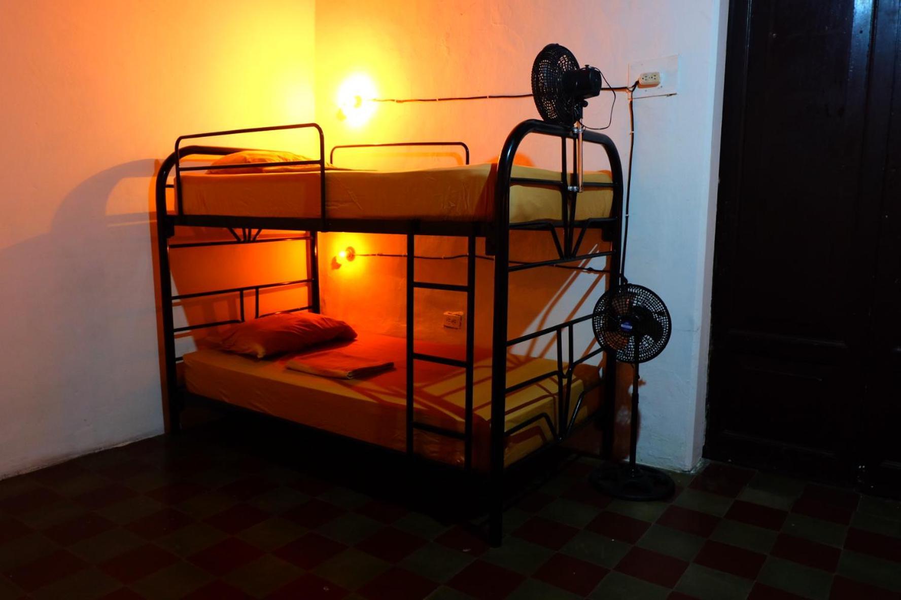 Deakachimba Hostel Granada  Kültér fotó